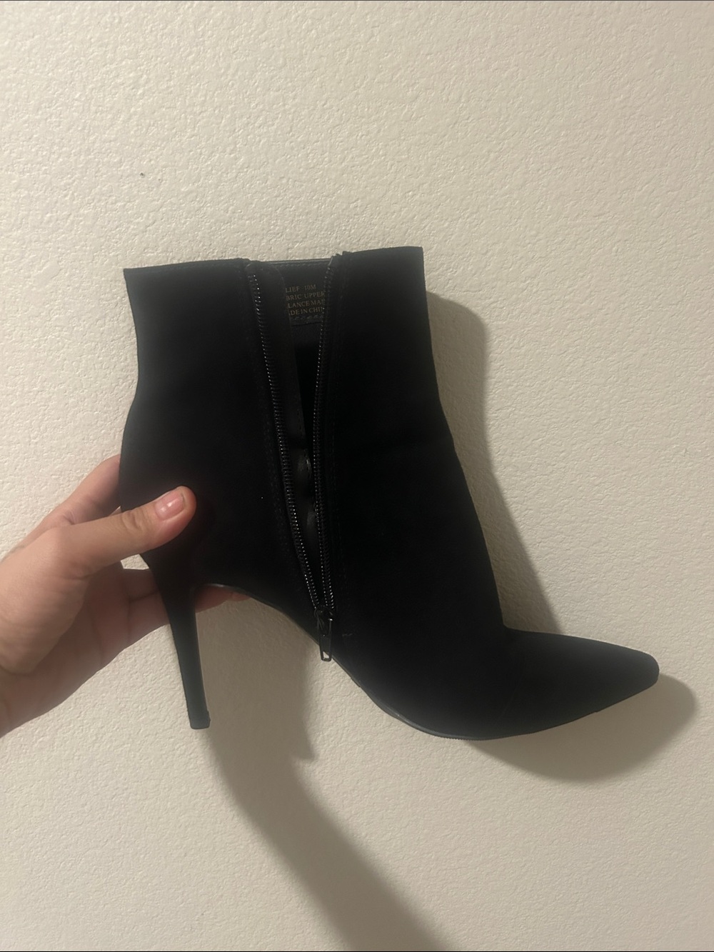 Thalia Sodi Black Pointed-Toe Ankle Booties